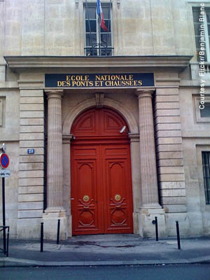 IMAGE LEFT ALT TEXT